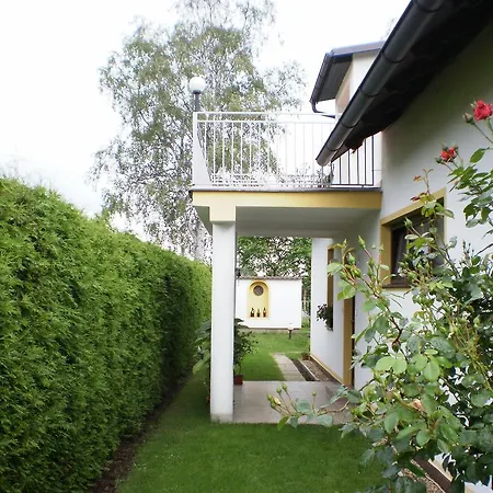 Privat Buk 100 Apartment Jindrichuv Hradec