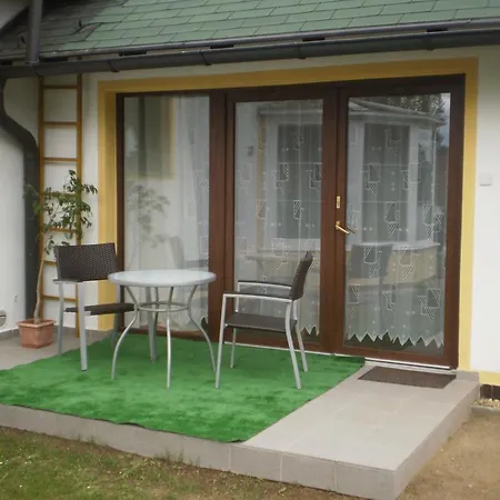 Privat Buk 100 Apartment