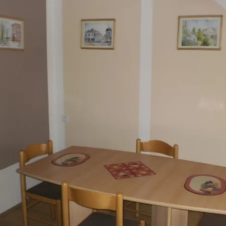 Privat Buk 100 Jindrichuv Hradec