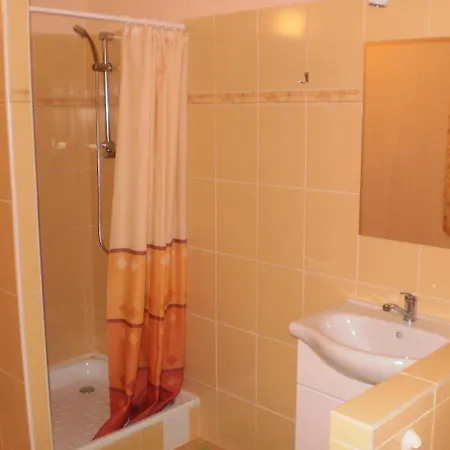 Apartment Privat Buk 100 Jindrichuv Hradec