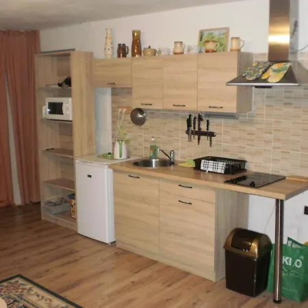 Privat Buk 100 *