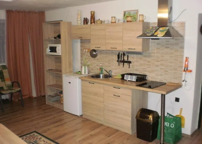Privat Buk 100 *